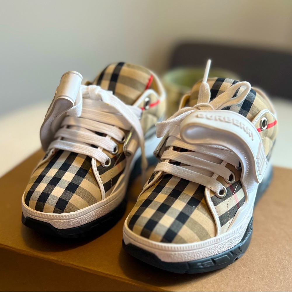 BURBERRY Kid's Union Strap Vintage Check Low Top Trainer, SIZE 12.5 US 30 EURO